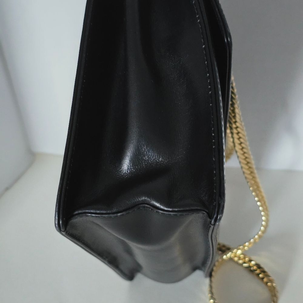 Vintage Gucci Black Leather Gold Chain Shoulder Bag - Picture 5 of 14